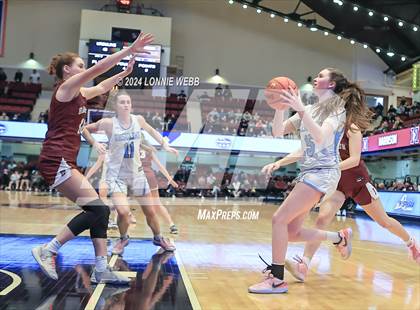 Thumbnail 2 in Ursuline vs. Harrison (NYSPHSAA Section 1 Class AA Semifinal) photogallery.