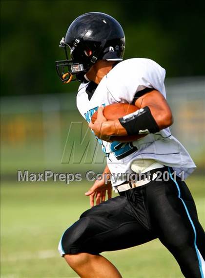 Thumbnail 3 in Channelview vs Pasadena Memorial photogallery.