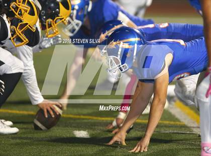 Thumbnail 3 in Mission Bay @ Clairemont photogallery.