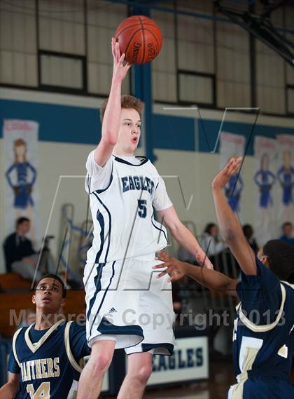 Thumbnail 3 in Platt @ Wethersfield photogallery.