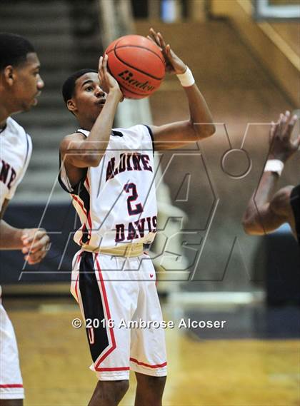 Thumbnail 2 in Westside vs. Benjamin Davis (UIL 6A Area Playoff) photogallery.