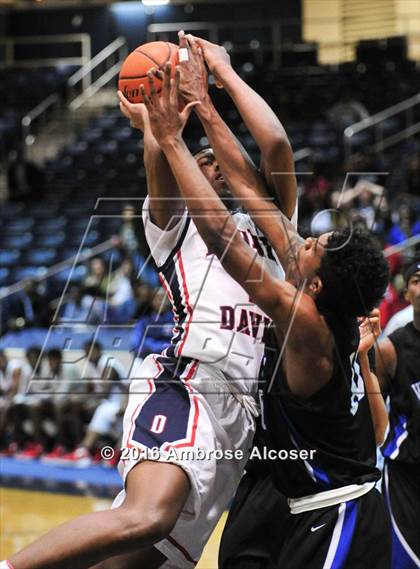 Thumbnail 2 in Westside vs. Benjamin Davis (UIL 6A Area Playoff) photogallery.