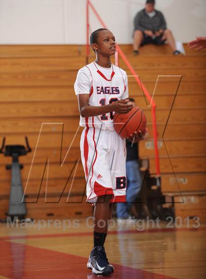Thumbnail 1 in Marina vs. Brentwood School (MaxPreps Holiday Classic) photogallery.