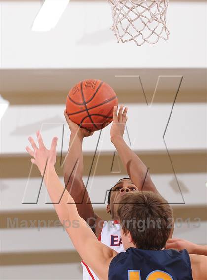 Thumbnail 2 in Marina vs. Brentwood School (MaxPreps Holiday Classic) photogallery.