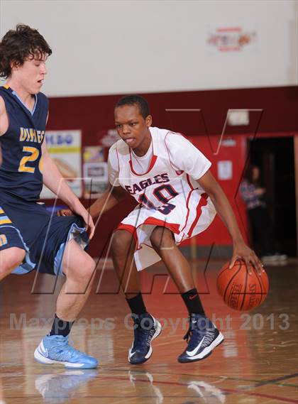 Thumbnail 2 in Marina vs. Brentwood School (MaxPreps Holiday Classic) photogallery.