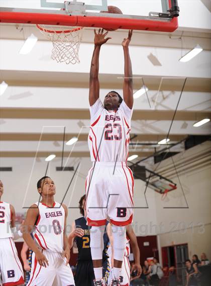 Thumbnail 3 in Marina vs. Brentwood School (MaxPreps Holiday Classic) photogallery.