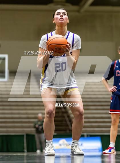 Thumbnail 3 in Cold Spring Harbor vs. Voorheesville (NYSPHSAA Class B State Semi-Finals) photogallery.