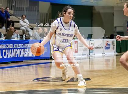 Thumbnail 2 in Cold Spring Harbor vs. Voorheesville (NYSPHSAA Class B State Semi-Finals) photogallery.