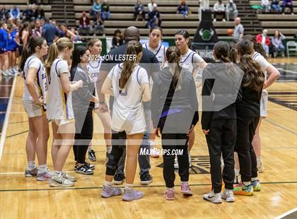Thumbnail 1 in Cold Spring Harbor vs. Voorheesville (NYSPHSAA Class B State Semi-Finals) photogallery.