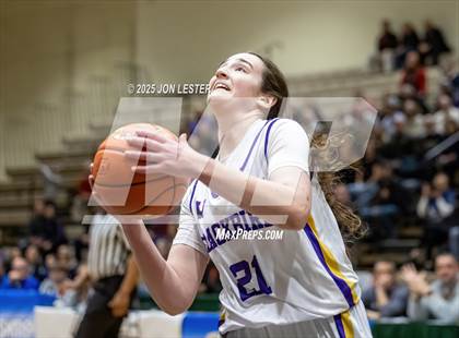 Thumbnail 1 in Cold Spring Harbor vs. Voorheesville (NYSPHSAA Class B State Semi-Finals) photogallery.