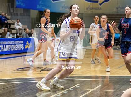 Thumbnail 1 in Cold Spring Harbor vs. Voorheesville (NYSPHSAA Class B State Semi-Finals) photogallery.