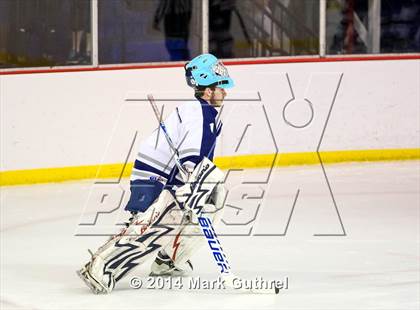 Thumbnail 2 in DeSmet Jesuit vs. St. Louis University High photogallery.