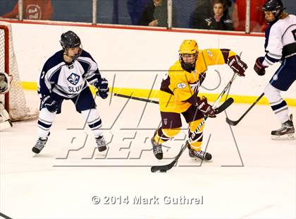 Thumbnail 2 in DeSmet Jesuit vs. St. Louis University High photogallery.