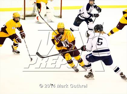 Thumbnail 3 in DeSmet Jesuit vs. St. Louis University High photogallery.