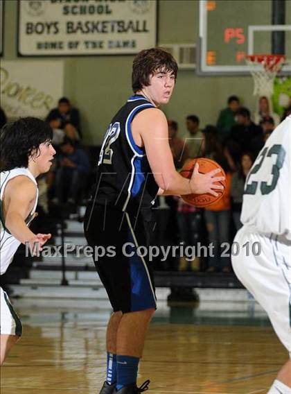 Thumbnail 2 in Orland vs. Dixon (Ram Jam Winter Classic) photogallery.