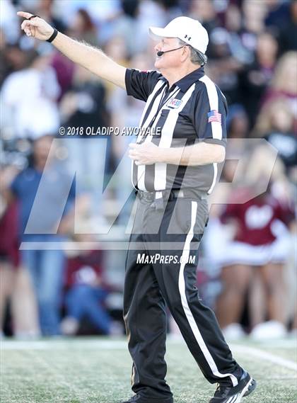 Thumbnail 3 in Wylie vs. Horn (UIL 6A Area Playoff) photogallery.