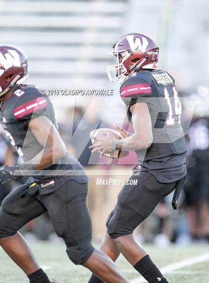 Thumbnail 3 in Wylie vs. Horn (UIL 6A Area Playoff) photogallery.