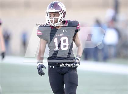 Thumbnail 2 in Wylie vs. Horn (UIL 6A Area Playoff) photogallery.