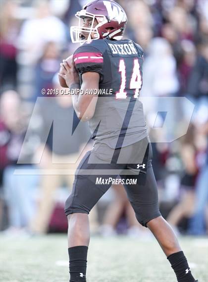 Thumbnail 1 in Wylie vs. Horn (UIL 6A Area Playoff) photogallery.