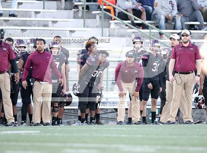 Thumbnail 2 in Wylie vs. Horn (UIL 6A Area Playoff) photogallery.