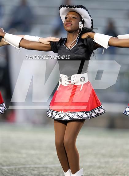 Thumbnail 3 in Wylie vs. Horn (UIL 6A Area Playoff) photogallery.