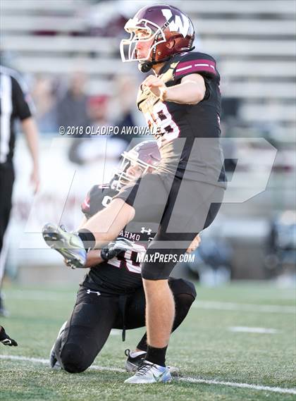 Thumbnail 1 in Wylie vs. Horn (UIL 6A Area Playoff) photogallery.