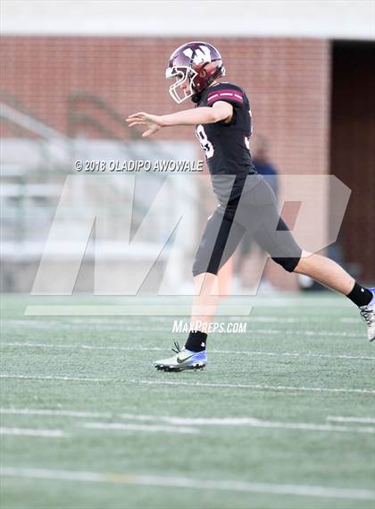 Thumbnail 3 in Wylie vs. Horn (UIL 6A Area Playoff) photogallery.