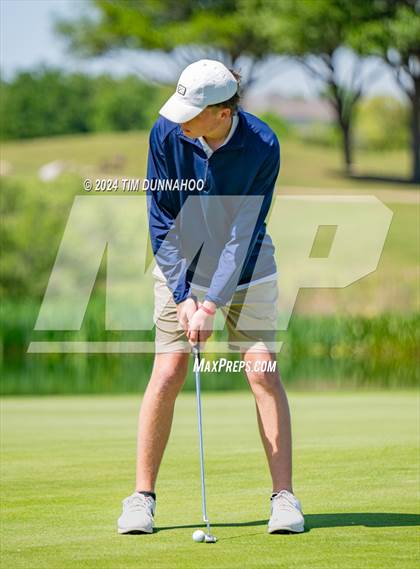 Thumbnail 3 in UIL Golf 5A Region 4 District 25 Tournament photogallery.