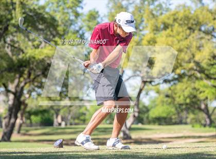 Thumbnail 3 in UIL Golf 5A Region 4 District 25 Tournament photogallery.