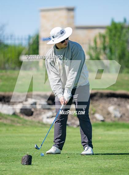 Thumbnail 3 in UIL Golf 5A Region 4 District 25 Tournament photogallery.