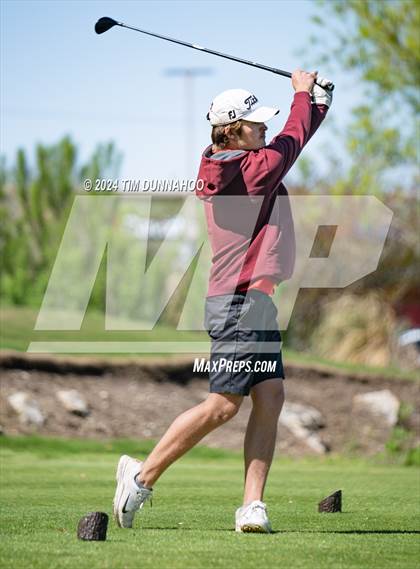 Thumbnail 3 in UIL Golf 5A Region 4 District 25 Tournament photogallery.