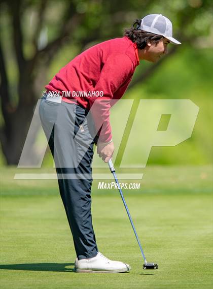 Thumbnail 2 in UIL Golf 5A Region 4 District 25 Tournament photogallery.