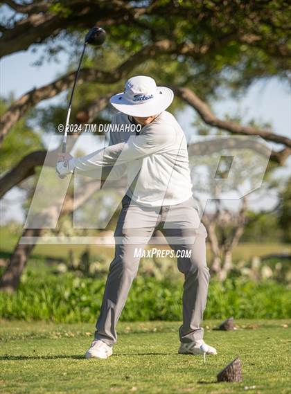 Thumbnail 2 in UIL Golf 5A Region 4 District 25 Tournament photogallery.