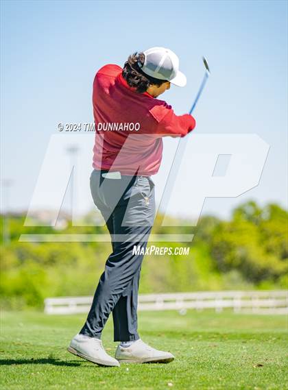Thumbnail 1 in UIL Golf 5A Region 4 District 25 Tournament photogallery.