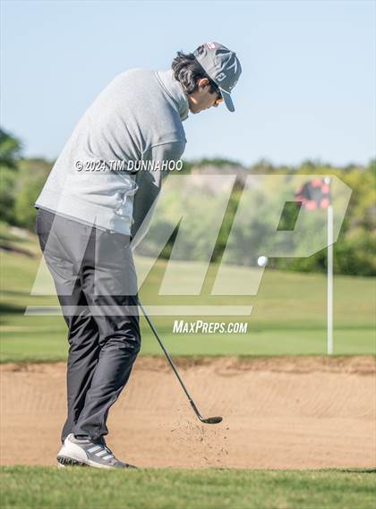 Thumbnail 1 in UIL Golf 5A Region 4 District 25 Tournament photogallery.