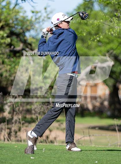 Thumbnail 2 in UIL Golf 5A Region 4 District 25 Tournament photogallery.