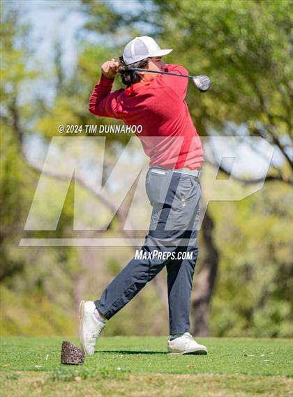 Thumbnail 1 in UIL Golf 5A Region 4 District 25 Tournament photogallery.