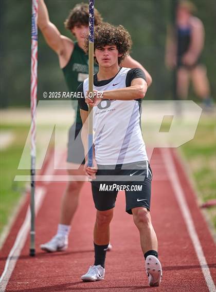 Thumbnail 1 in CCISD Ruben C Jordan Relays (Pole Vault) photogallery.