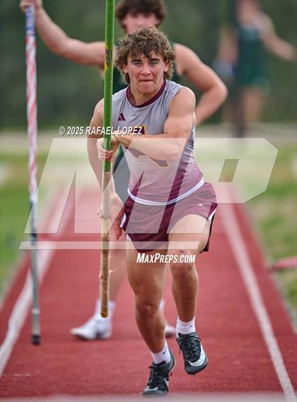 Thumbnail 3 in CCISD Ruben C Jordan Relays (Pole Vault) photogallery.