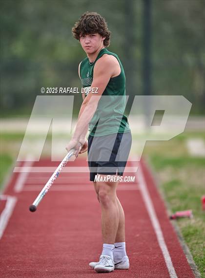 Thumbnail 1 in CCISD Ruben C Jordan Relays (Pole Vault) photogallery.