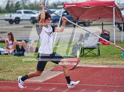 Thumbnail 3 in CCISD Ruben C Jordan Relays (Pole Vault) photogallery.