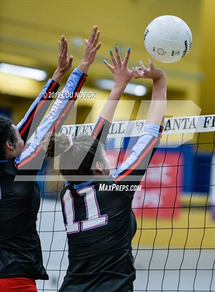 Thumbnail 2 in Sandia @ Santa Fe photogallery.