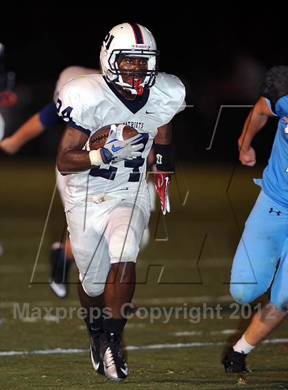 Thumbnail 2 in Bob Jones photogallery.