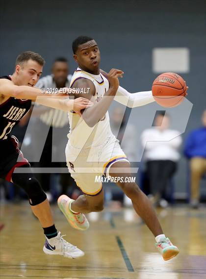 Thumbnail 3 in Archbishop Riordan vs. JSerra Catholic (Nor Cal Tip Off Classic) photogallery.