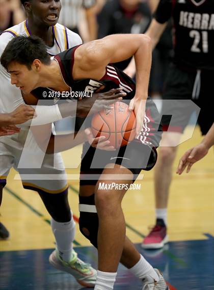 Thumbnail 3 in Archbishop Riordan vs. JSerra Catholic (Nor Cal Tip Off Classic) photogallery.