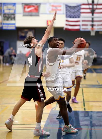 Thumbnail 1 in Archbishop Riordan vs. JSerra Catholic (Nor Cal Tip Off Classic) photogallery.