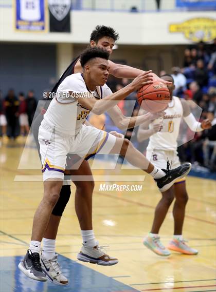 Thumbnail 2 in Archbishop Riordan vs. JSerra Catholic (Nor Cal Tip Off Classic) photogallery.