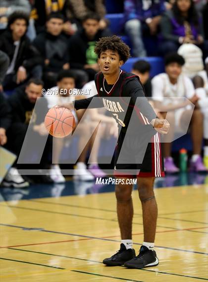 Thumbnail 3 in Archbishop Riordan vs. JSerra Catholic (Nor Cal Tip Off Classic) photogallery.