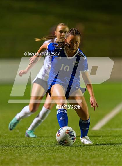 Thumbnail 2 in Del Oro vs. Davis Sr. (CIF SJS Division 1 Final) photogallery.