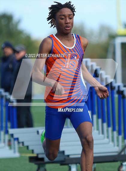 Thumbnail 3 in Wilbur Cross @ Bloomfield photogallery.